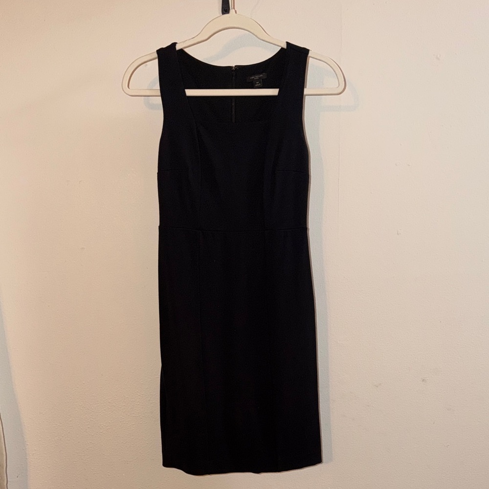 Ann Taylor Black Sleeveless Midi Sheath Dress
